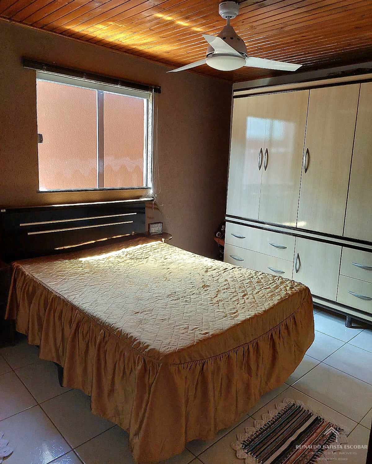 Casa ampla de esquina à venda com 4 quartos no bairro são co