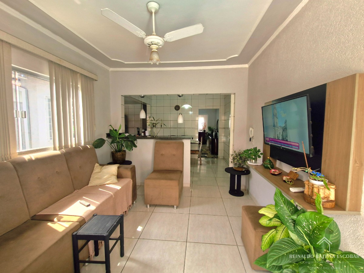 Casa térrea ampla com piscina e espaço gourmet na vila almei