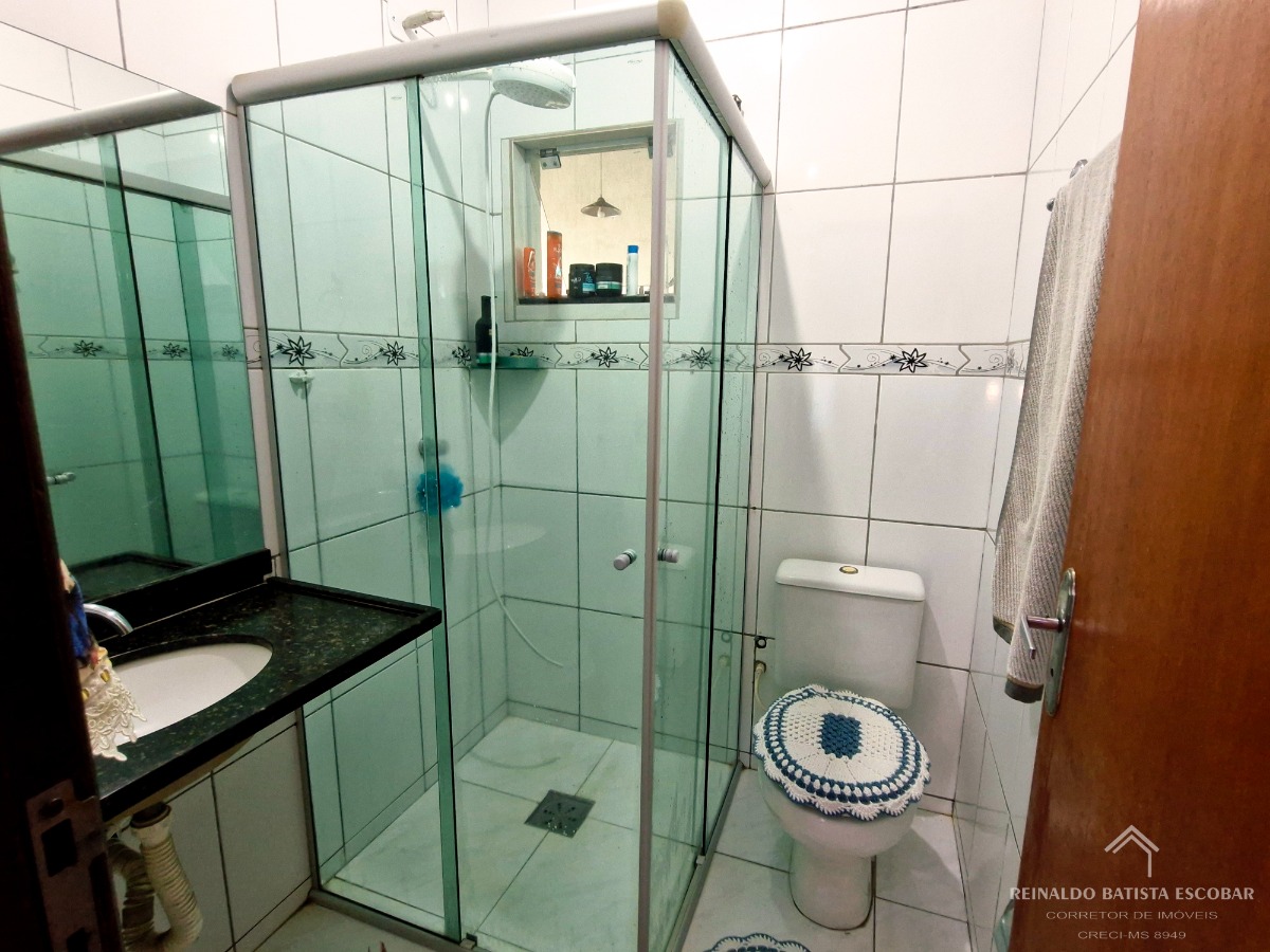 Casa térrea à venda com 3 quartos, energia fotovoltaica no b