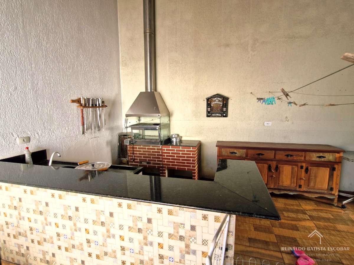 Casa térrea à venda com 3 quartos, energia fotovoltaica no b