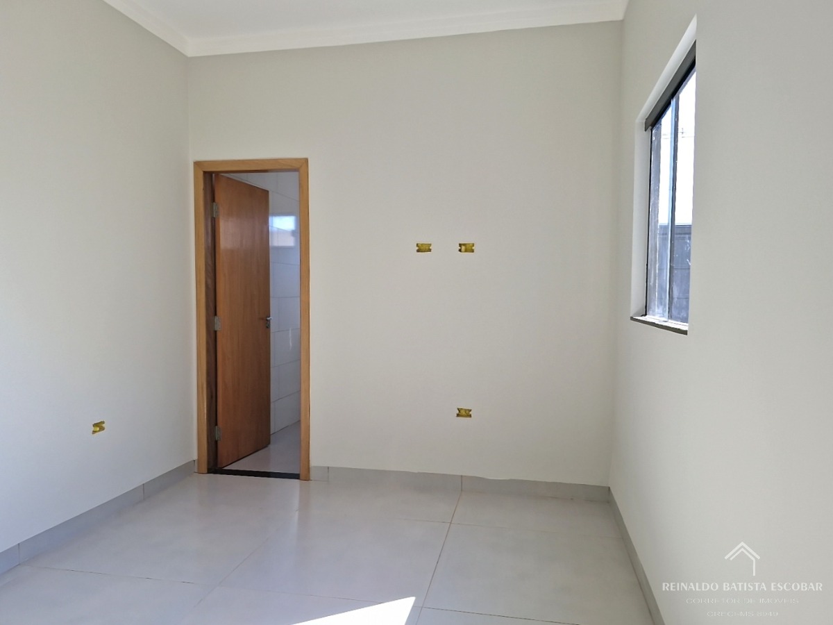 Casa térrea nova com 2 quartos e área gourmet no bairro bom 
