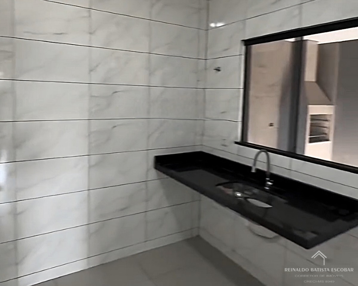 Casa térrea nova à venda com 2 quartos design moderno no bai