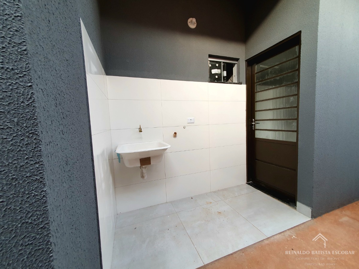 Casa térrea nova com 1 quarto 1 suíte próximo ao colégio mil