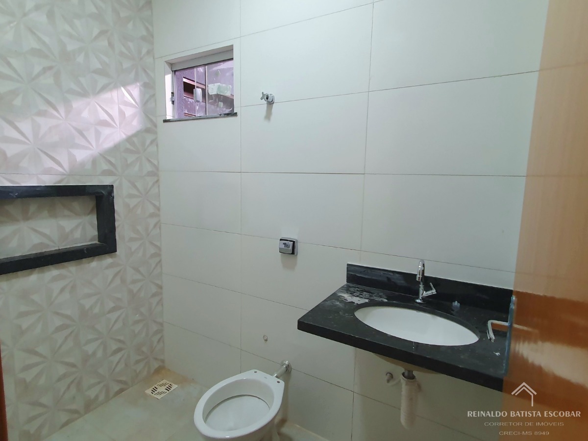 Casa térrea nova com 1 quarto 1 suíte próximo ao colégio mil