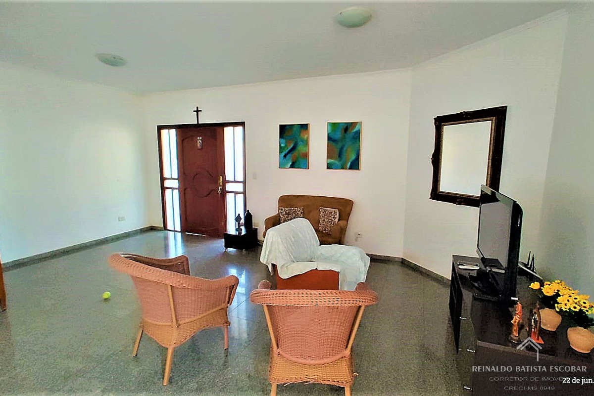 Casa térrea à venda com varanda gourmet e piscina no jardim 