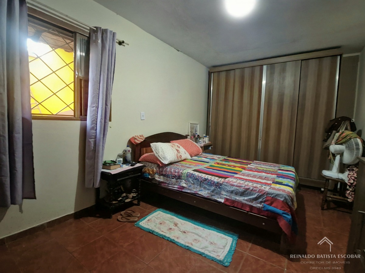 Casa térrea espaçosa com 4 quartos no estrela do sul