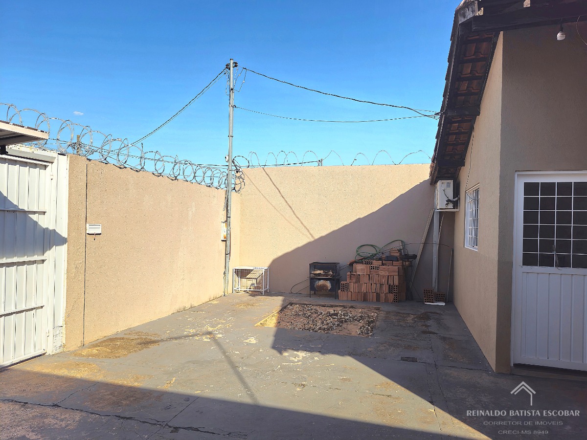 Casa térrea com 2 quartos à venda no jardim colibri
