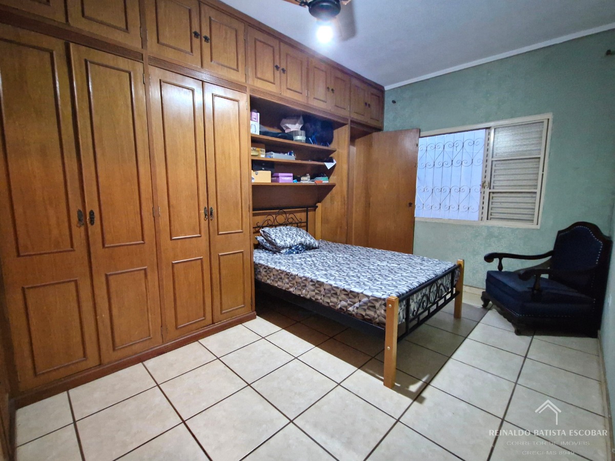 Sobrado de esquina com 4 quartos à venda no bairro cabreúva